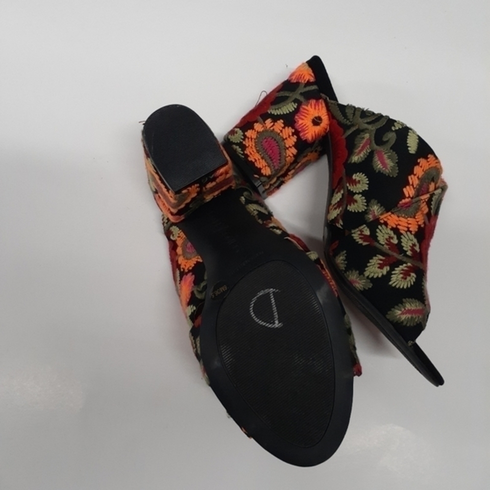 Sole Society Floral Print Sandal Size 6 - Picture 2 of 5